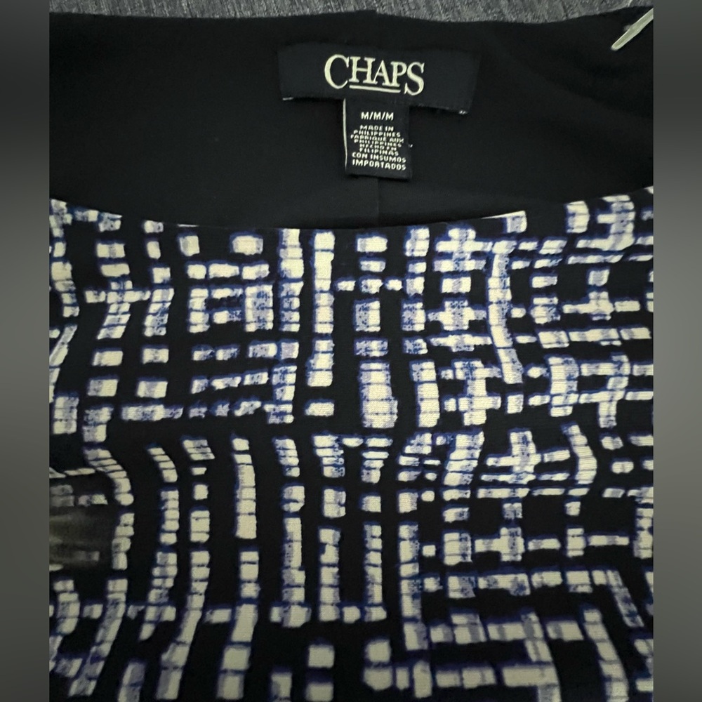 CHAPS Dress Sz M Blue & White Geometric Print Knotted Waist P2P: 17” Stretchy - Picture 5 of 12